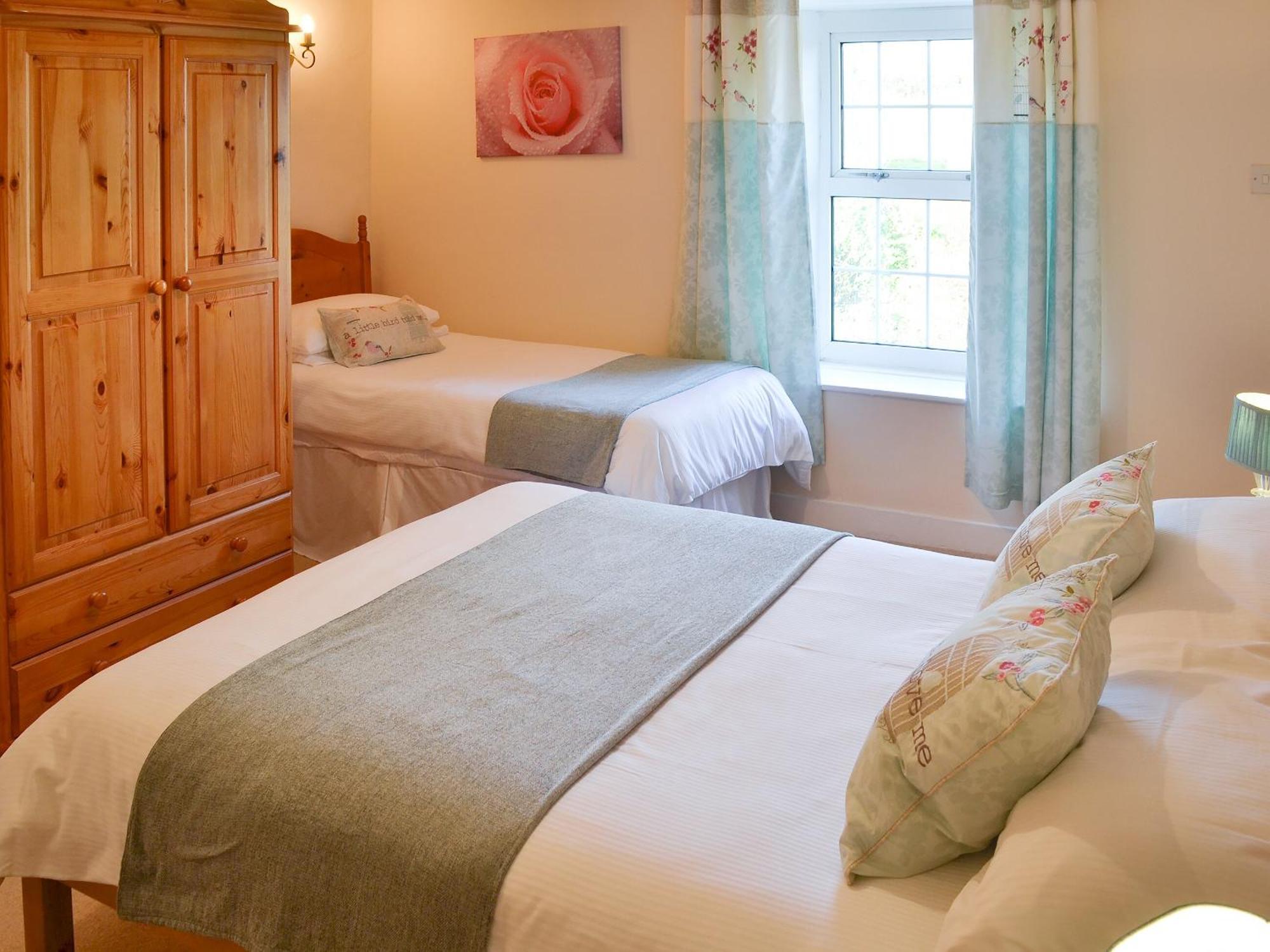 Cherry Cottage - 26913 Saint Issey 外观 照片